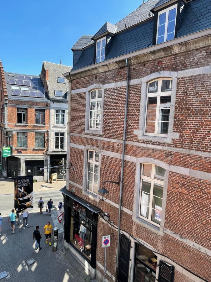 Le 25, Duplex Elegant Au Coeur Du Pietonnier Historique Apartment นามูร์ ภายนอก รูปภาพ